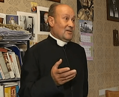 Jesús Calvo, capellán de falangistas
