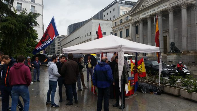 La Falange en el Congreso